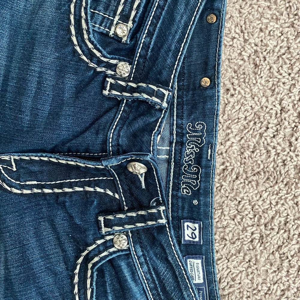 Women’s Miss Me Capri Pants